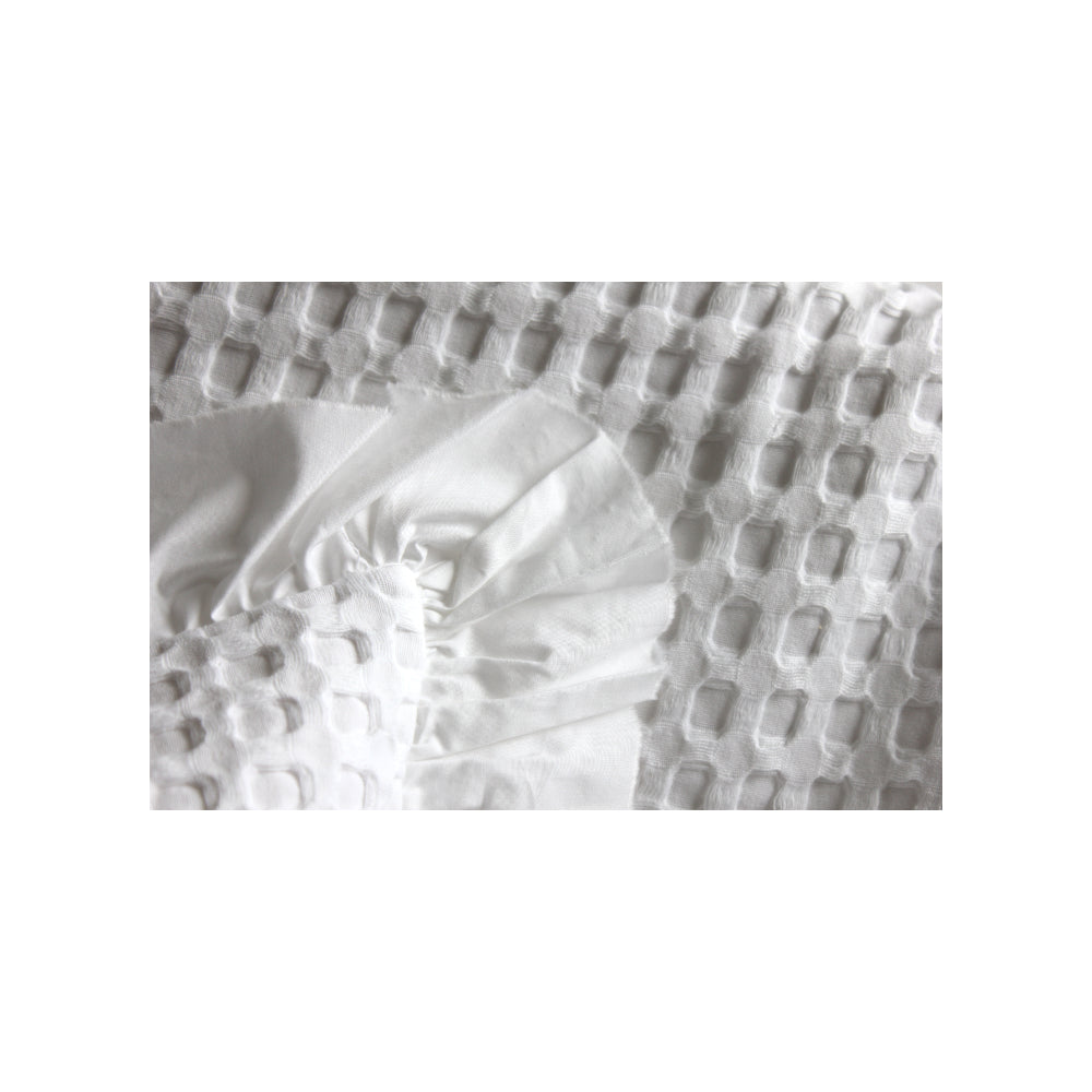 Colcha Branco com 2 Almofadas