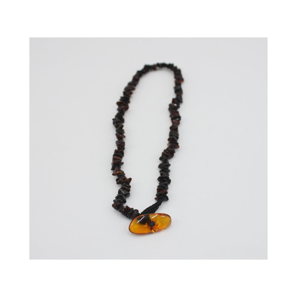 Necklace in Amber