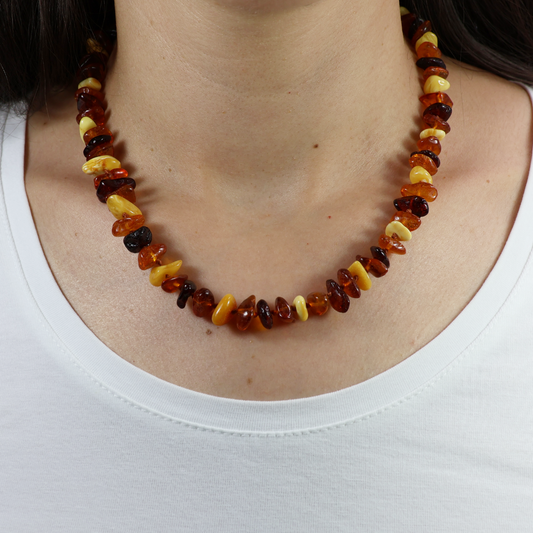 Necklace in Amber