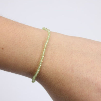 Pulseira de Bola Facetada 2mm Peridoto