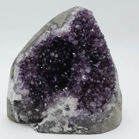 Piedra/Mineral Druso Amatista 1400-1600g