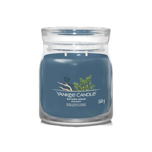 Vela Bayside Cedar Yankee Candle