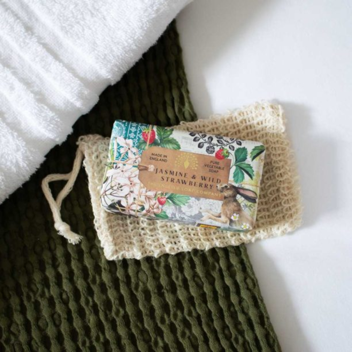 Sabonete Jasmine & Wild Strawberry The English Soap