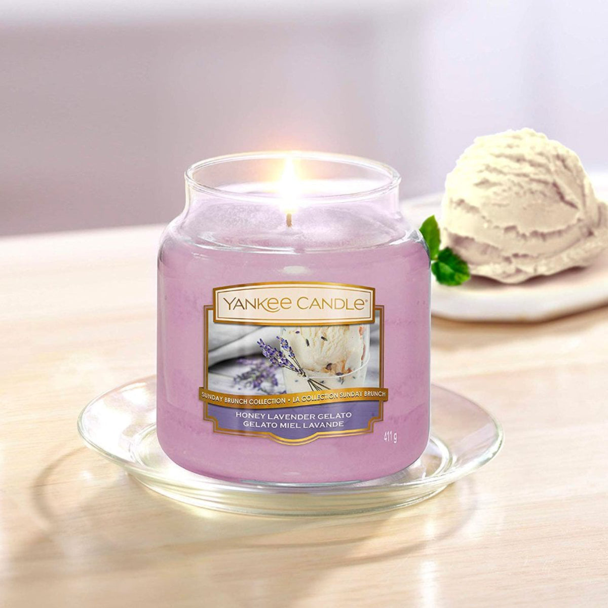 Jarro Vela com a fragrância Honey Lavender Gelato da marca Yankee Candle