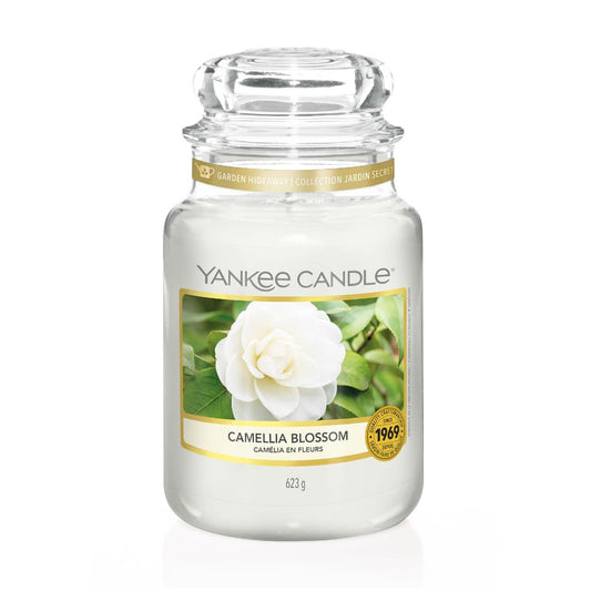 Vela Camellia Blossom Yankee Candle