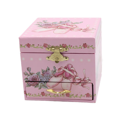  A caixa de música ideal para oferecer a miúdos e graúdos onde, através da sua melodia, criam momentos inesquecíveis. É ideal para guardar joias ou algo especial.