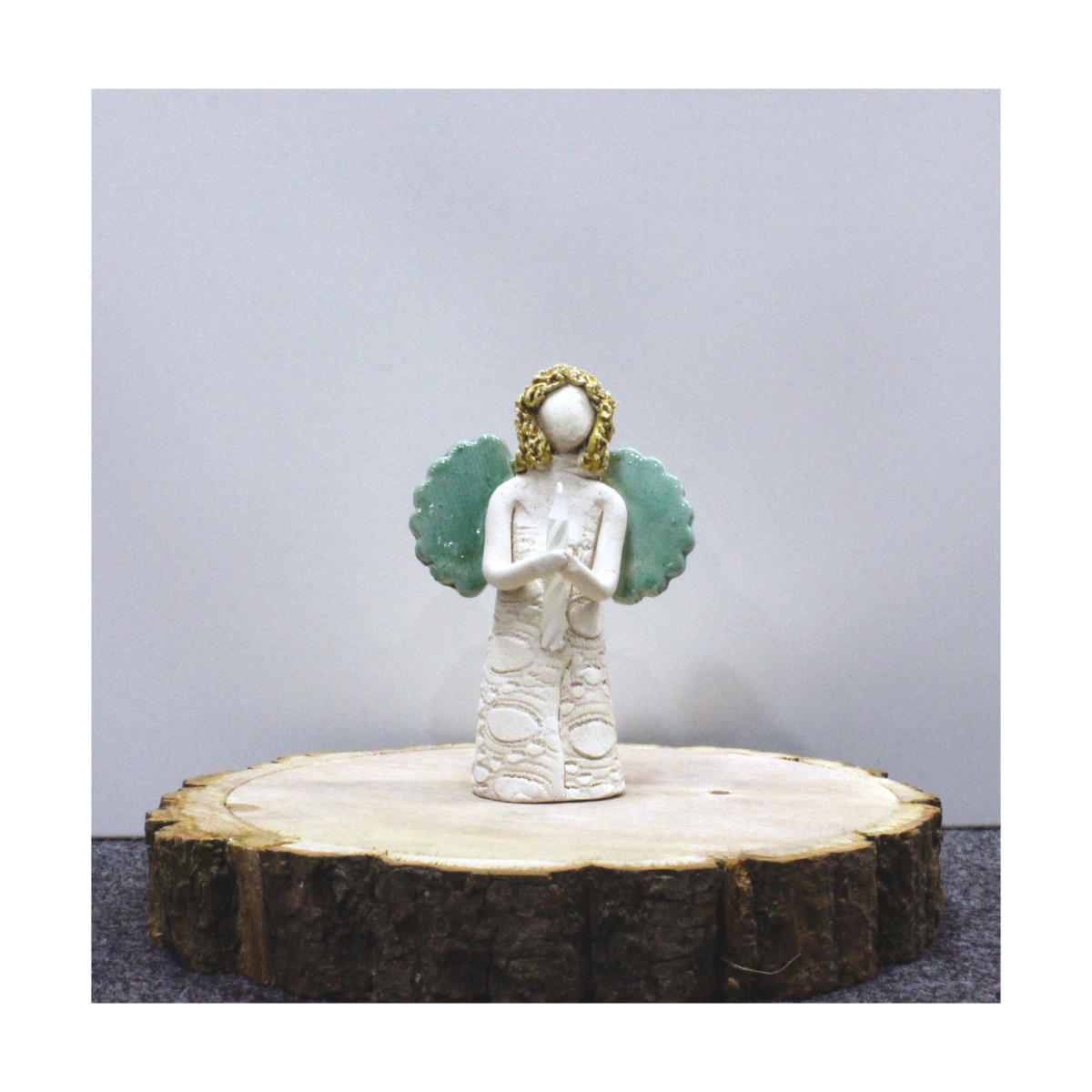 Angel Luz Rita Macedo figurines