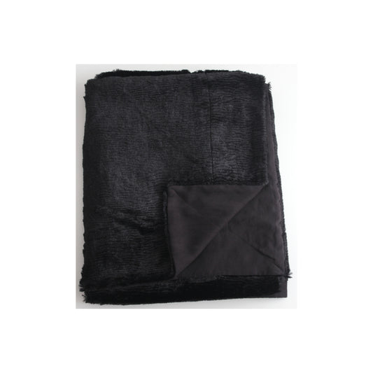 black blanket