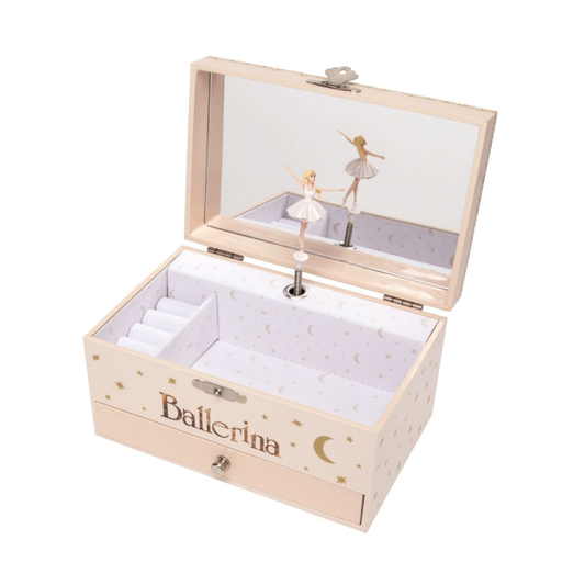 Esta Caixa de Música Baú Bailarina Trousselier é o presente ideal para miúdos e graúdos onde, através da sua alegria musical, criam momentos inesquecíveis. É ideal para guardar bijutaria ou uma peça especial.